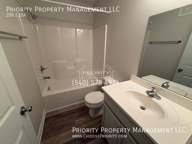 Building Photo - 3039 Locust Grv Ct