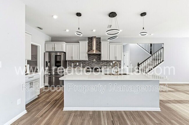 Building Photo - 7941 Nicoson Ln