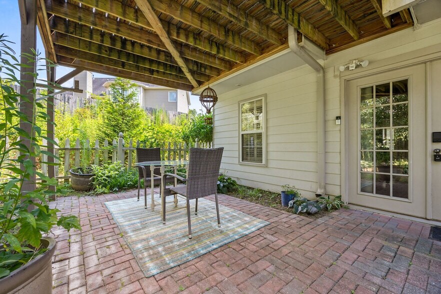 Building Photo - 3613 Southland Dr NE