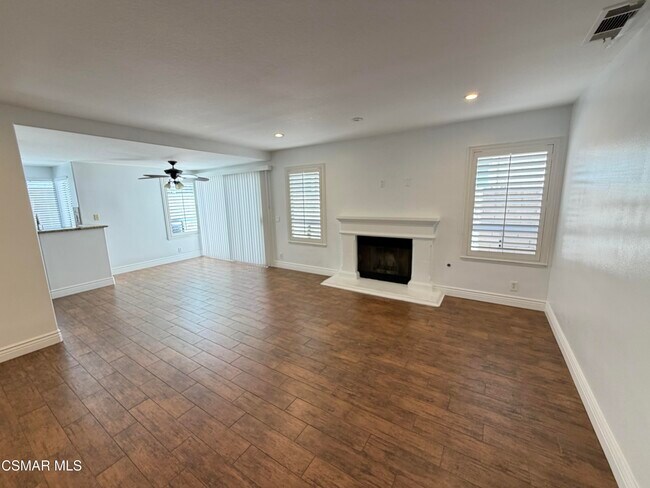 Building Photo - 608 Allegro Ct