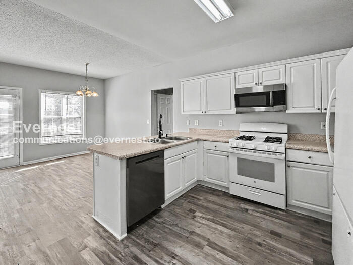 Building Photo - 5305 Yoshino Terrace