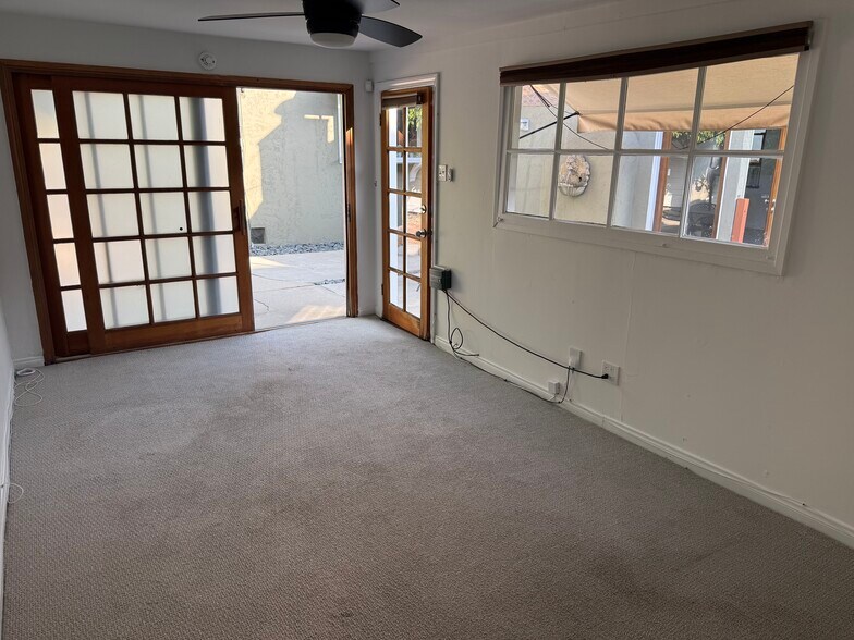 Building Photo - 1023 S Stanley Ave