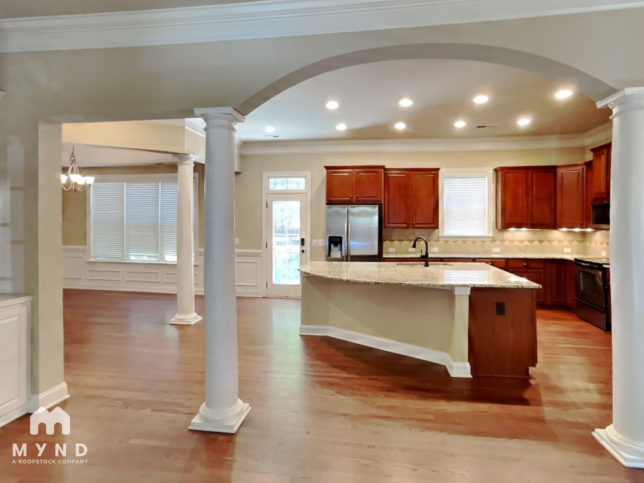 Building Photo - 807 Herrin Ave