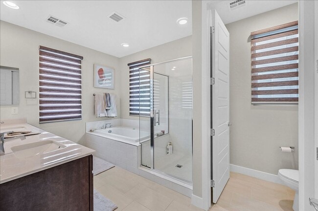 Building Photo - Experience True Luxury Living In The Heart Of Summerlin