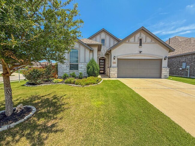 Primary Photo - 128 Regents Ln