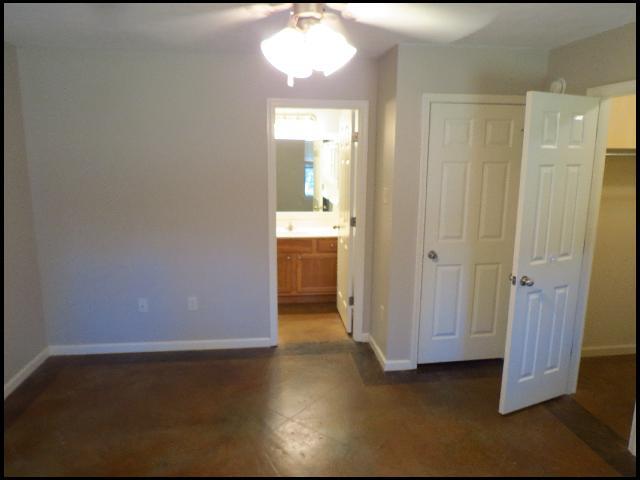 Building Photo - 1840 Milestone Dr