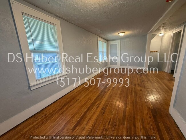 Building Photo - 2345 N Cedar St