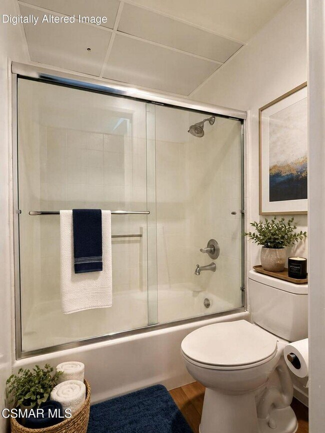 Building Photo - 620 S Gramercy Pl