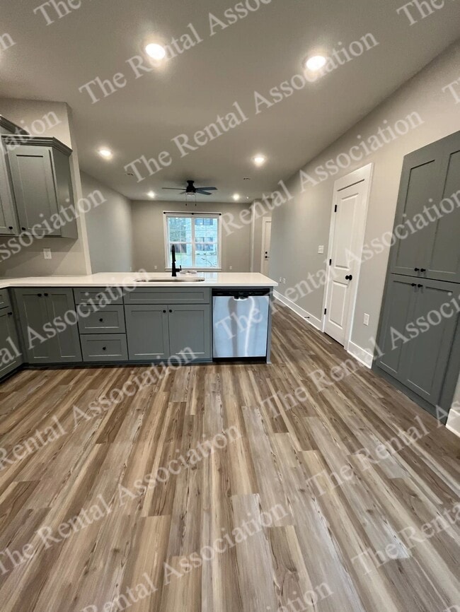 Building Photo - 2555 Arkansas Rd