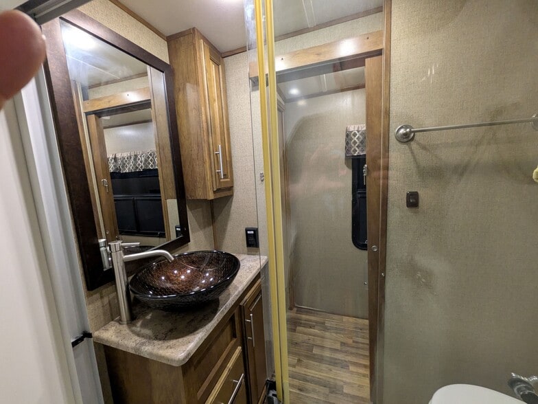 Building Photo - 1054 Cross Springs Ct