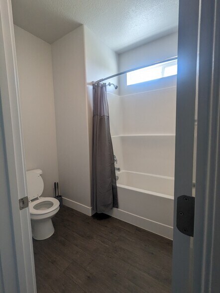 Building Photo - 3323 Hardman Way