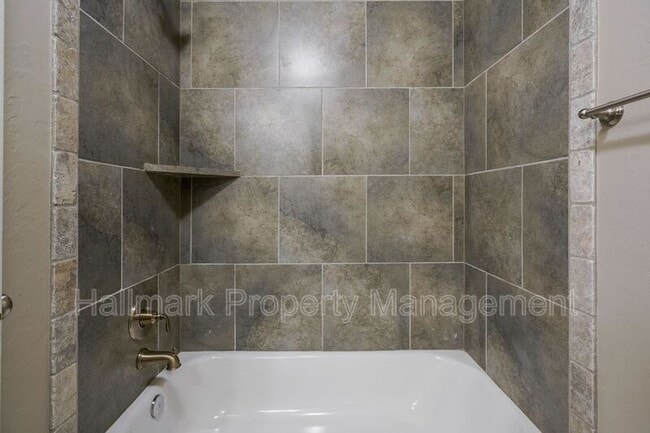 Building Photo - 1120 Garrett Farm Rd