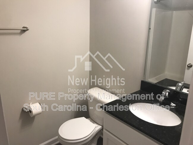 Building Photo - 160 Buchanan Cir