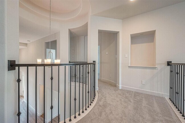 Building Photo - 29803 Breezy Pnes Lp