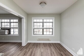 Building Photo - 1 bedroom in Highland Park IL 60035