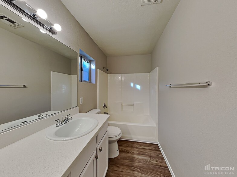 Building Photo - 5301 Fall Meadows Ave