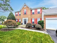 Building Photo - 920 Lake Front Dr