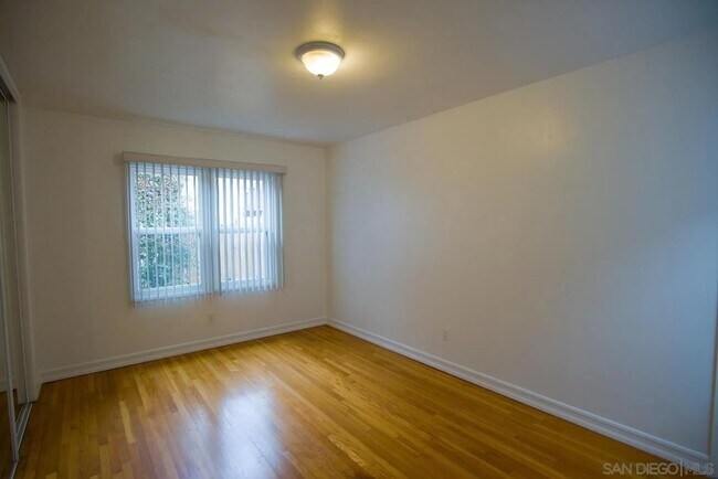 Building Photo - 170 Garrett Ave