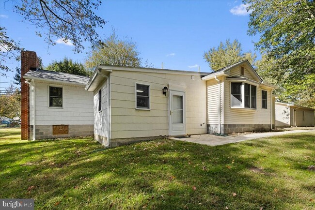 Building Photo - 786 Masons Beach Rd