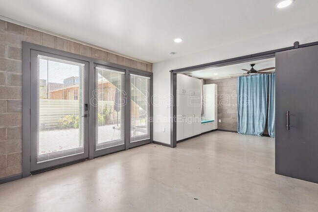 Building Photo - 129 N 11th Ave