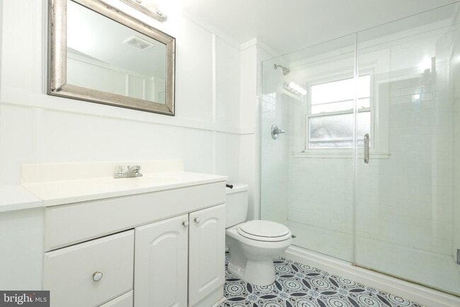 Building Photo - 312 N Highland St