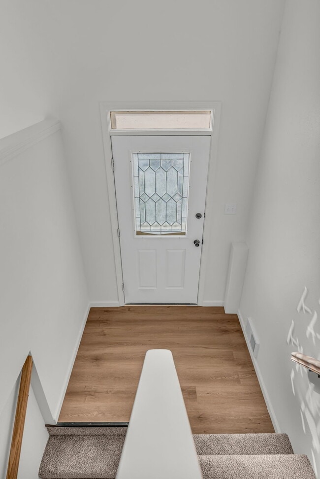 Building Photo - 3112 SW Grand Ct