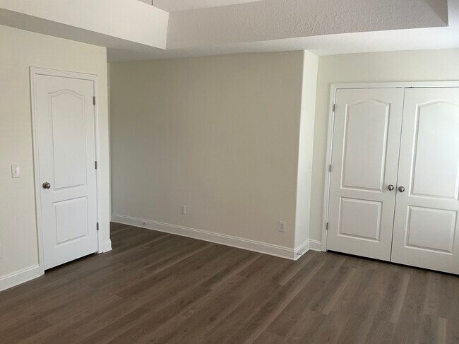 Building Photo - 2477 Glyncastle Way