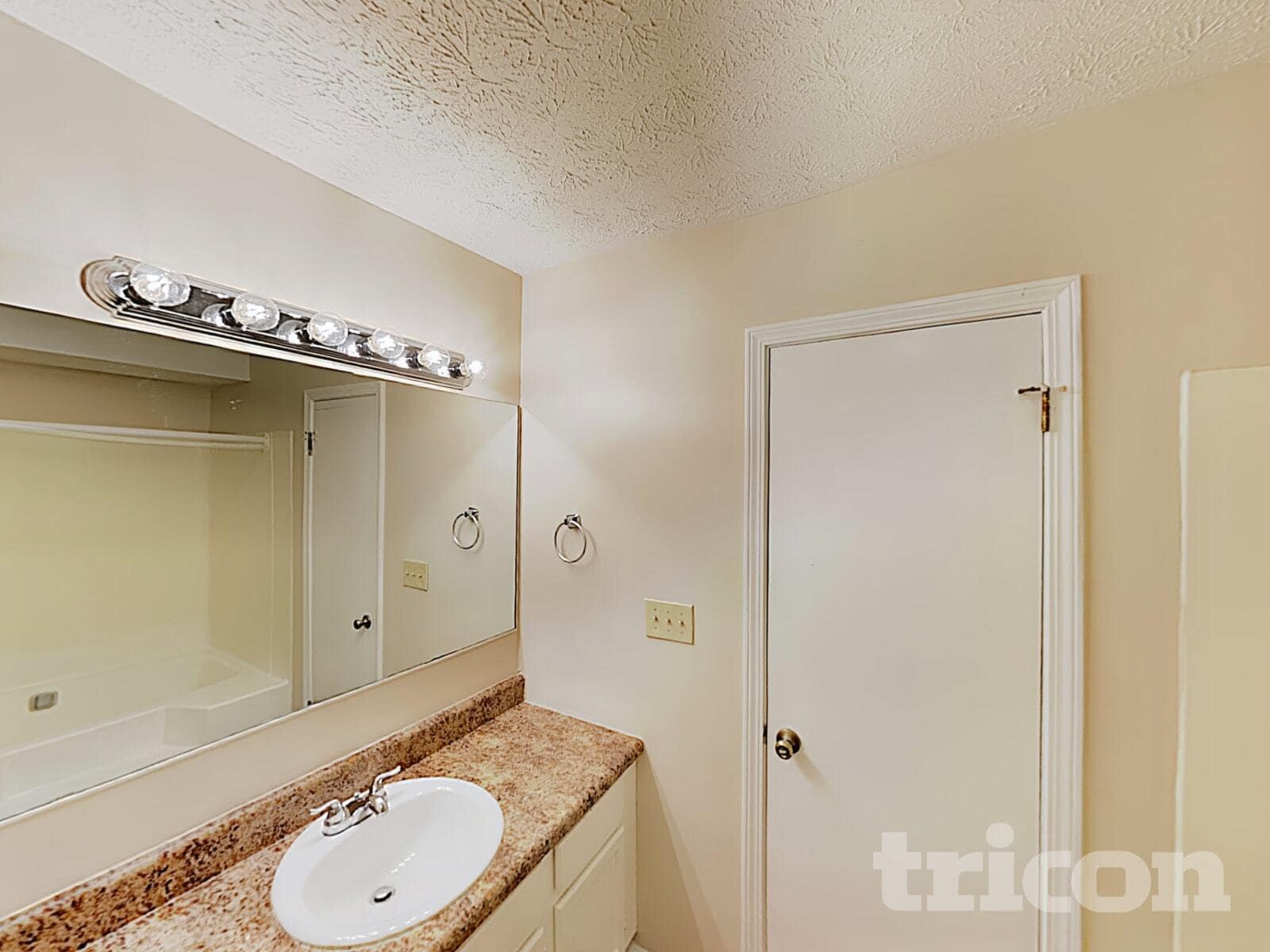 Building Photo - 2845 Spring Green Way