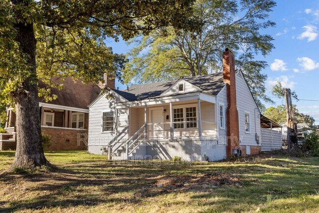 Building Photo - 1540 42nd St Ensley