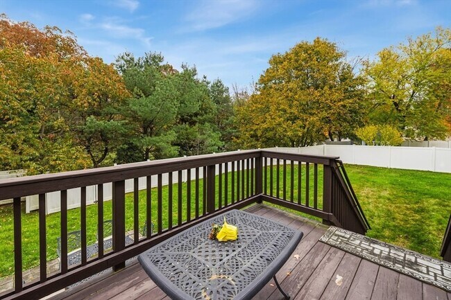 Building Photo - 3 Gordon Rd