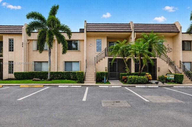 Building Photo - 16431 Blatt Blvd