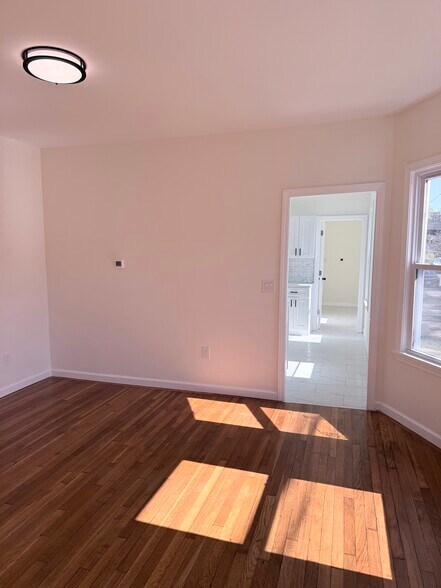 Building Photo - 175 Fairview Ave