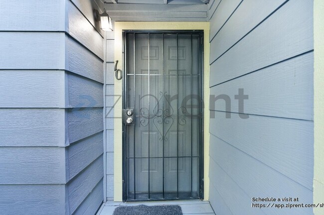 Building Photo - 1800 U St