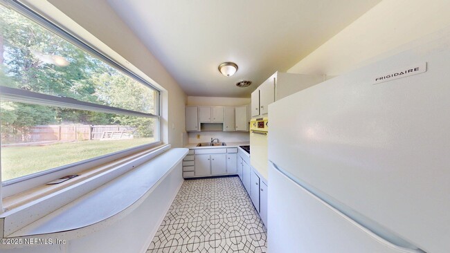 Building Photo - 4903 Ormewood Ave