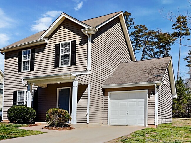 Building Photo - 3149 Talladega Ct