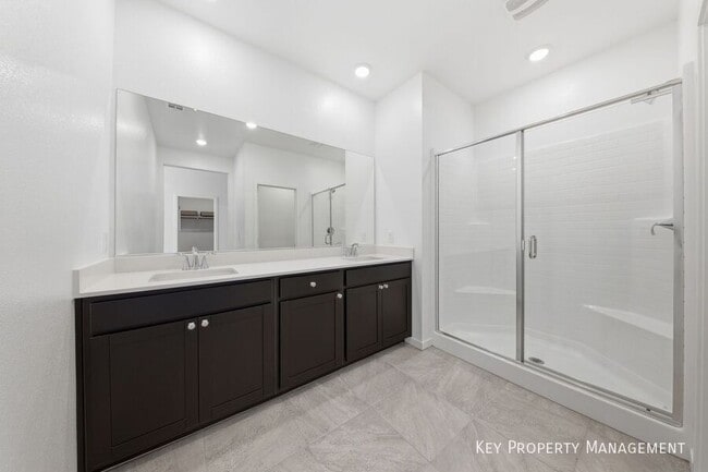 Building Photo - 1529 Layla Crossing Ave