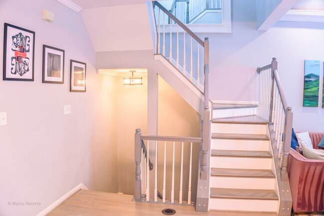 Building Photo - 21682 Kings Crossing Terrace