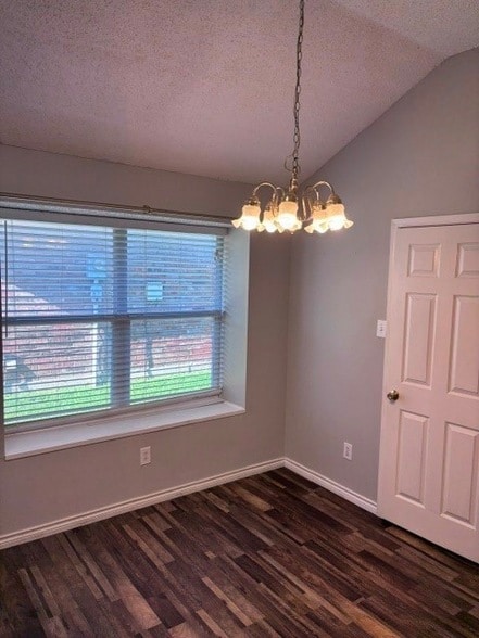 Building Photo - 1300 Rosewood Ln
