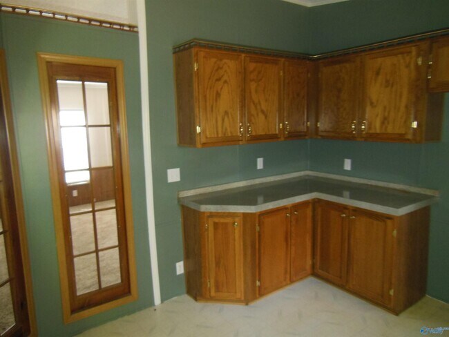 Building Photo - 411 Paint Rock Rd