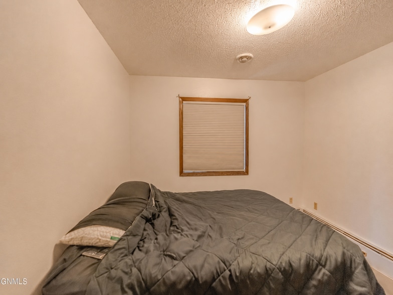 Building Photo - 333 W Ingals Ave