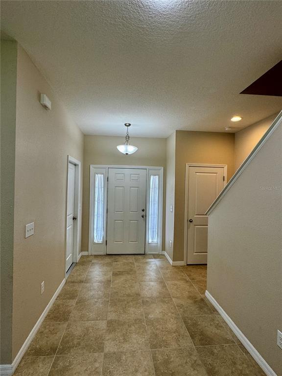 Building Photo - 6464 Boxgrove Dr