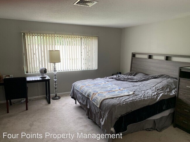 Building Photo - 2 br, 1.5 bath House - 87 Farrwood Drive