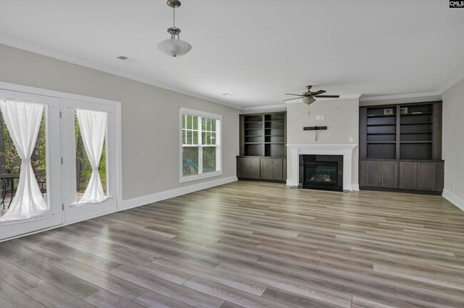 Building Photo - 825 Hidden Point Dr