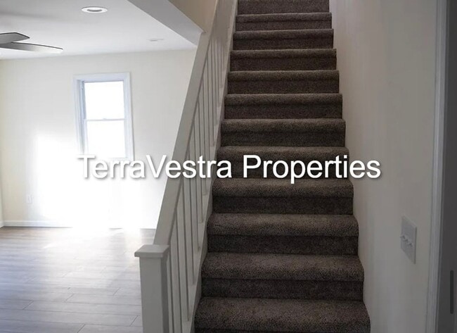 Building Photo - Single Family in Brooklawn!