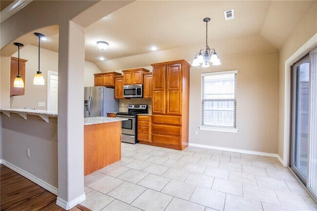 Building Photo - 4312 W Murfield Dr
