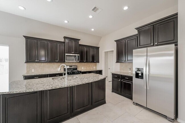 Building Photo - 2911 Angel Mist Ln