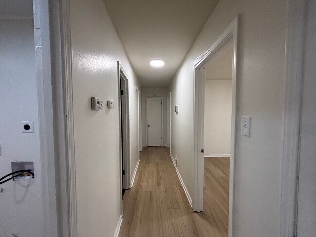 Building Photo - 2600 Clearpark Cove