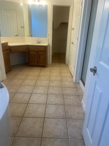 Building Photo - 10693 Lineberry Ln