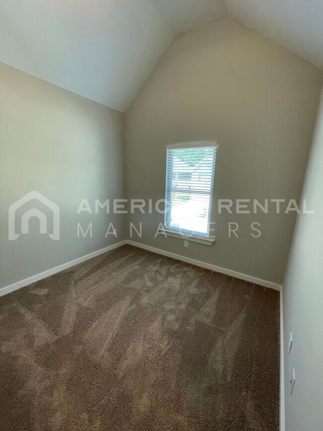 Building Photo - Home for Rent in Calera, AL!!! Available to View Now!!!