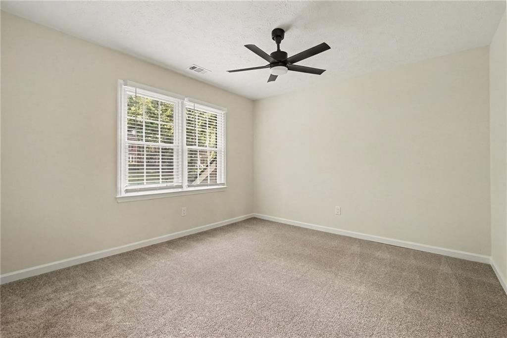 Building Photo - 8541 Birch Hollow Dr